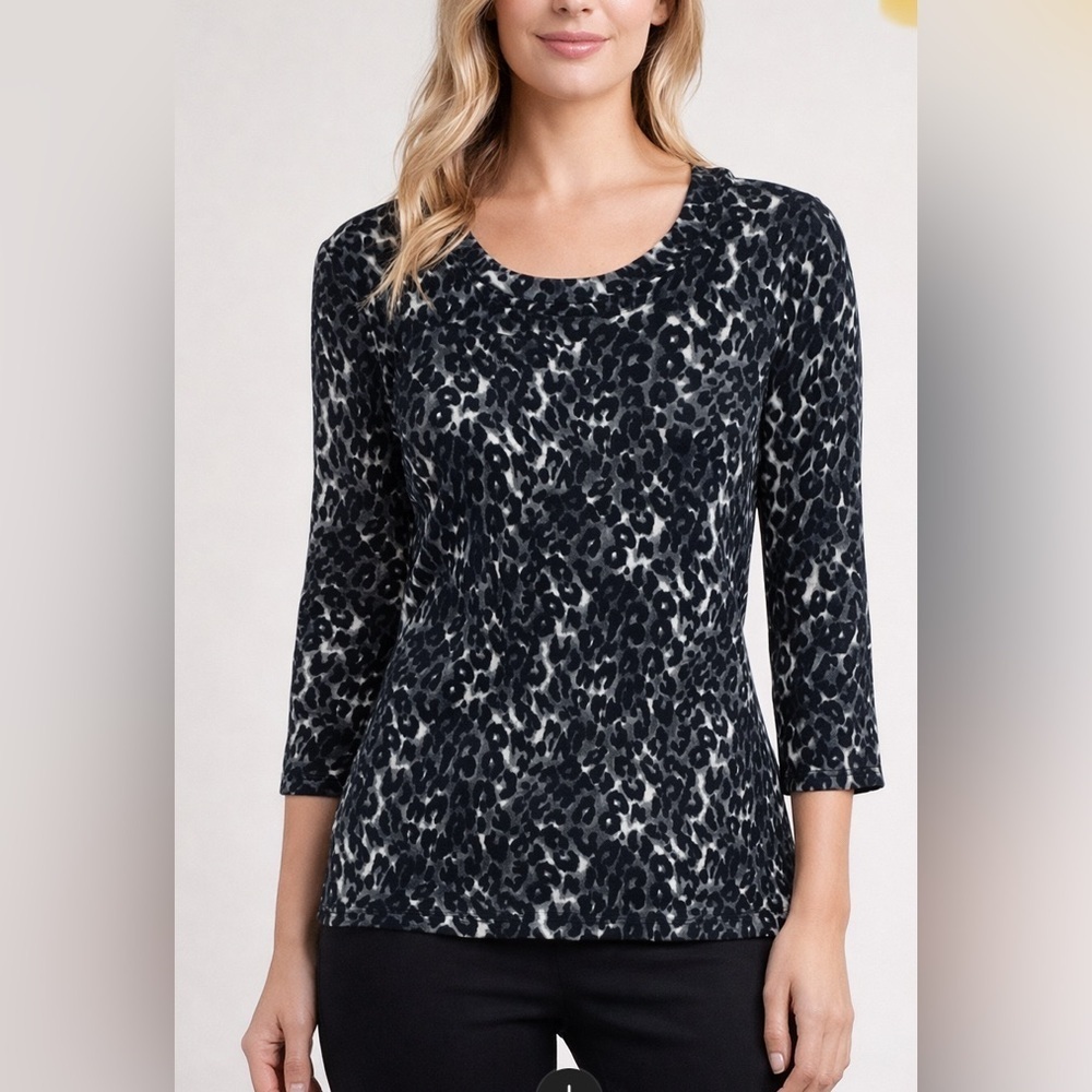 St. John Leopard Print Knit Top Nordstrom Exclusive Size P Petite 3/4 Sleeve